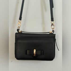 Black crossbody purse, detachable to clutch